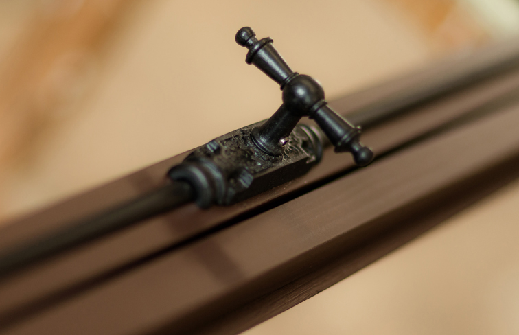 Messelement, Raster, Volltonfeld, Farbkontrolle, Prozesskontrolle, Farbkontrollstreifen, Überwachung, gleichmäßig, Farbdichte, Plattenkontrollkeil, auflagenstabil, Program, Desktop-Publishing, Layoutmontage, Seitenmontage, QuarkXPress, Adobe, InDesign, Scribus, Einsatz, Satzsystem, LaTeX, wissenschaftlich, typografisch, Qualität, Grafiksoftware, Photoshop, GIMP, Illustrator, FreeHand, CorelDraw, RagTime, Inkscape, Logo, Clipart, Verpackungsdruck, Esko, modern, Ansatz, datengestützt, Publizieren, vollautomatisiert, komplex, Dokument, erzeugen, Regelsatz, Layoutregel, explizit, abgebildet, 100-prozentig, Automatisierung, publizieren, vorliegen, System, DocScape, Corel Ventura, Vorgehensweise, erheblich, Einsparung, Vorstufe, zahlreich, Deutschland, Mediengestalter Digital und Print, drei, Fachrichtung, Beratung, Planung, Konzeption, Visualisierung, Gestaltung, Technik, dreijährig, Ausbildungszeit, Schweiz, Berufsbezeichnung, Polygraf, Medienproduktion, Österreich, Druckvorstufentechniker, Medientechnik