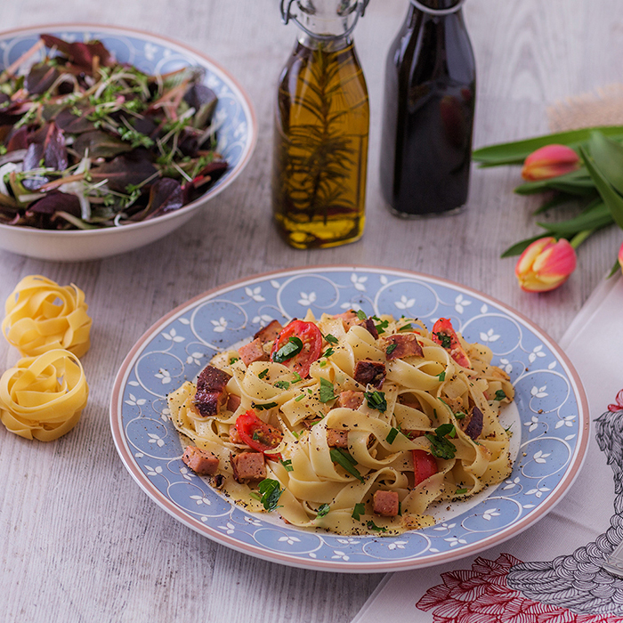 richtig, Reihenfolge, Falzen, Schneiden, speziell, Ausschieß-Software, ApogeeX, AGFA, Prinect Signa Station, HEIDELBERG, Preps, Kodak, GRAPHIAware Nicola, GRAPHIA, Imposition Publisher, Farrukh Systems, Element, Plattenstand, platziert, Minispots, Messelement, Raster, Volltonfeld, Farbkontrolle, Prozesskontrolle, Farbkontrollstreifen, Überwachung, gleichmäßig, Farbdichte, Plattenkontrollkeil, auflagenstabil, Program, Desktop-Publishing, Layoutmontage, Seitenmontage, QuarkXPress, Adobe, InDesign, Scribus, Einsatz, Satzsystem, LaTeX, wissenschaftlich, typografisch, Qualität, Grafiksoftware, Photoshop, GIMP, Illustrator, FreeHand, CorelDraw, RagTime, Inkscape, Logo, Clipart, Verpackungsdruck, Esko, modern, Ansatz, datengestützt, Publizieren, vollautomatisiert, komplex, Dokument, erzeugen, Regelsatz, Layoutregel, explizit, abgebildet, 100-prozentig, Automatisierung, publizieren, vorliegen, System, DocScape, Corel Ventura, Vorgehensweise, erheblich, Einsparung, Vorstufe, zahlreich, Deutschland