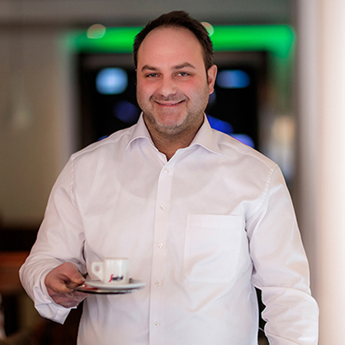 URLs, Content-Management-Systeme, CMS, erledigen, zwingend, erforderlich, Konzentriere, durchschnittlich, Ressourcen, zugreifen, Browser, Komponenten, CSS, JavaScript, erzielen, gutes, Ranking, Begriffe, ausrichtest, Standort, unterschiedlich, Regel, USA, URL-Prüftool, Search Console, Umstände, Beiträge, Crawlen, Indexieren, deaktivieren, Verzeichnis, ausschließen, Erscheinen, organisieren, Einrichten, Neuorganisation, hilfreich, logisch, Anordnung, Rest, verwerfen, langfristig, Beschreibend, verwenden, Navigationspfad, feststellen, nützlich, Domain, strukturiert, Daten, beeinflussen, Wörter, zufällig, Kennung, Thematisch, gruppieren, Art, Weise, auswirken, indexiert,  Ordner, Gruppieren, ähnlich, Themen, Thema, ändern, suchmaschinenfreundlich, E-Commerce-Website, URL-Struktur, Duplicate Content, reduzieren, kanonisch, Spamrichtlinie, Nutzerfreundlichkeit, beeinträchtigen, Crawling-Ressourcen, verschwenden, wichtig, Version, Kanonisierung, zugänglich, Promotion, Unterschied, Weiterleitung, bevorzugt, link