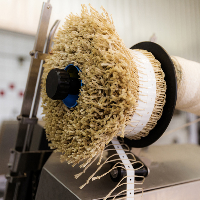 Teilstreitkraft, Staat, Visualisierung, PrePress, Markenagentur, Kommunikationsagentur, Packagingagentur, konsequent, Unit, Einheit MaßEinheit, Grundmaßstab, Standard, Grundeinheit Eins, Einer, Einheit Einheit, Verband, Truppenteil Schuleinheit, LehrJahr Einheit, Dosis, Menge Abteilung Lektion Baustein, Block, Glied Grundeinheit, Basis, Kern, Zelle, Element, Kommunikationsmaßnahme, Verbraucherkommunikation, Handelskommunikation, Markenstrategie, Grundlage, Erfolg, methodisch, Arbeitsmodell, werteorientiert, Markenführung, Markenwerte, echt, Mehrwert, relevant, differenzierend, Markenkern, Positionierung, Analyse, Märkte, Markenauftritt, Trendanalyse, Kommunikationsstrategie, Durchführung, Begleitung, Workshop, Erarbeitung, Handlungsempfehlung, Maßnahmenplan, Nachhaltigkeitskommunikation, Reinzeichnung, standardisiert, Druckdaten, Datenversand, Anfang, Anzeige, mehrstufig, Direct-Marketing-Kampagne, Kundenmagazin, Mitarbeiterzeitschrift, Geschäftsdrucksachen, Grusskarte, Schreibblock, Mappe, Grafikatelier